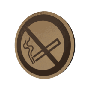 Røyking forbudt skilt i tre